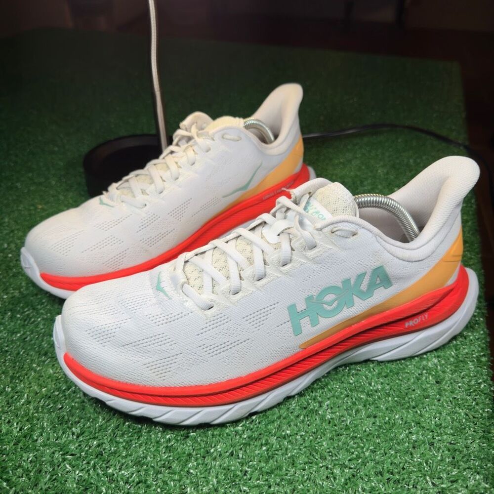 HOKA ONE ONE MACH 4 - Men’s Running Shoes - SIZE 10.5D